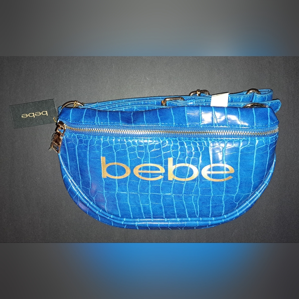 💕NWT BEBE Faux Vegan Crocodile Leather Convertible Sling Logo Purse Bag Blue